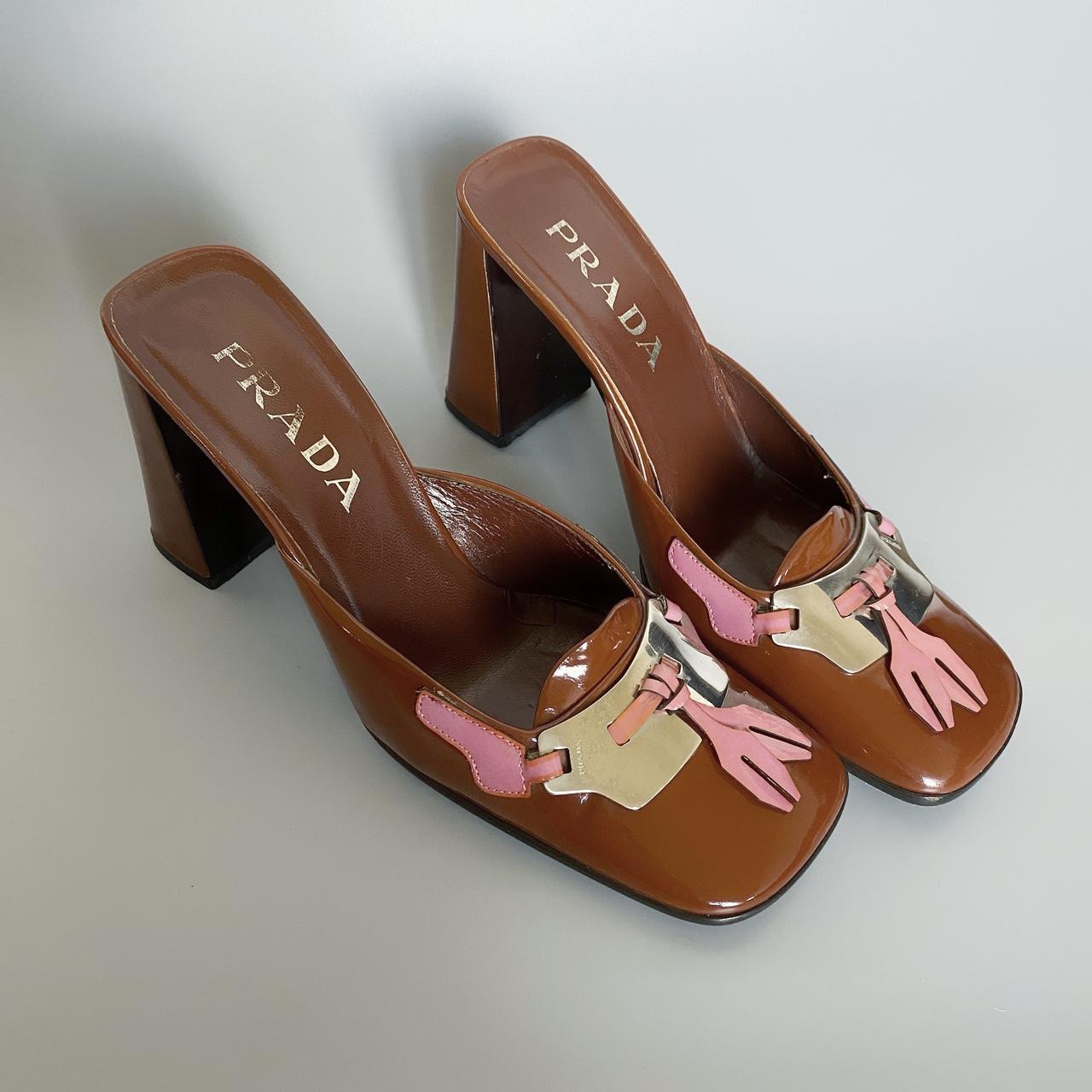 Prada vintage discount heels