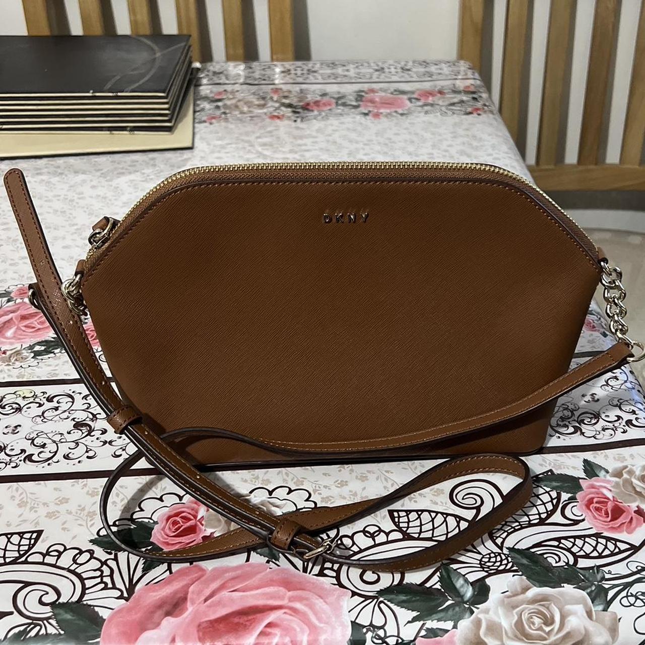 Dkny kary sales md dome crossbody