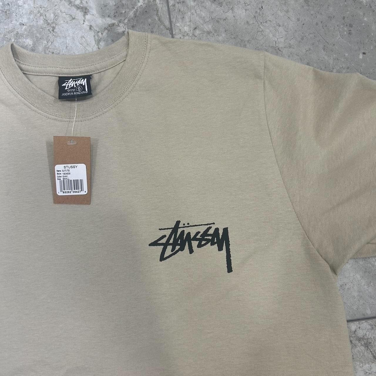 ★韓国の人気★【STUSSY】★Stussy SUITS T-SHIRT★KHAKI★ Stussy Suits Tee Khaki - ITEM IN HAND - Rare | Depop