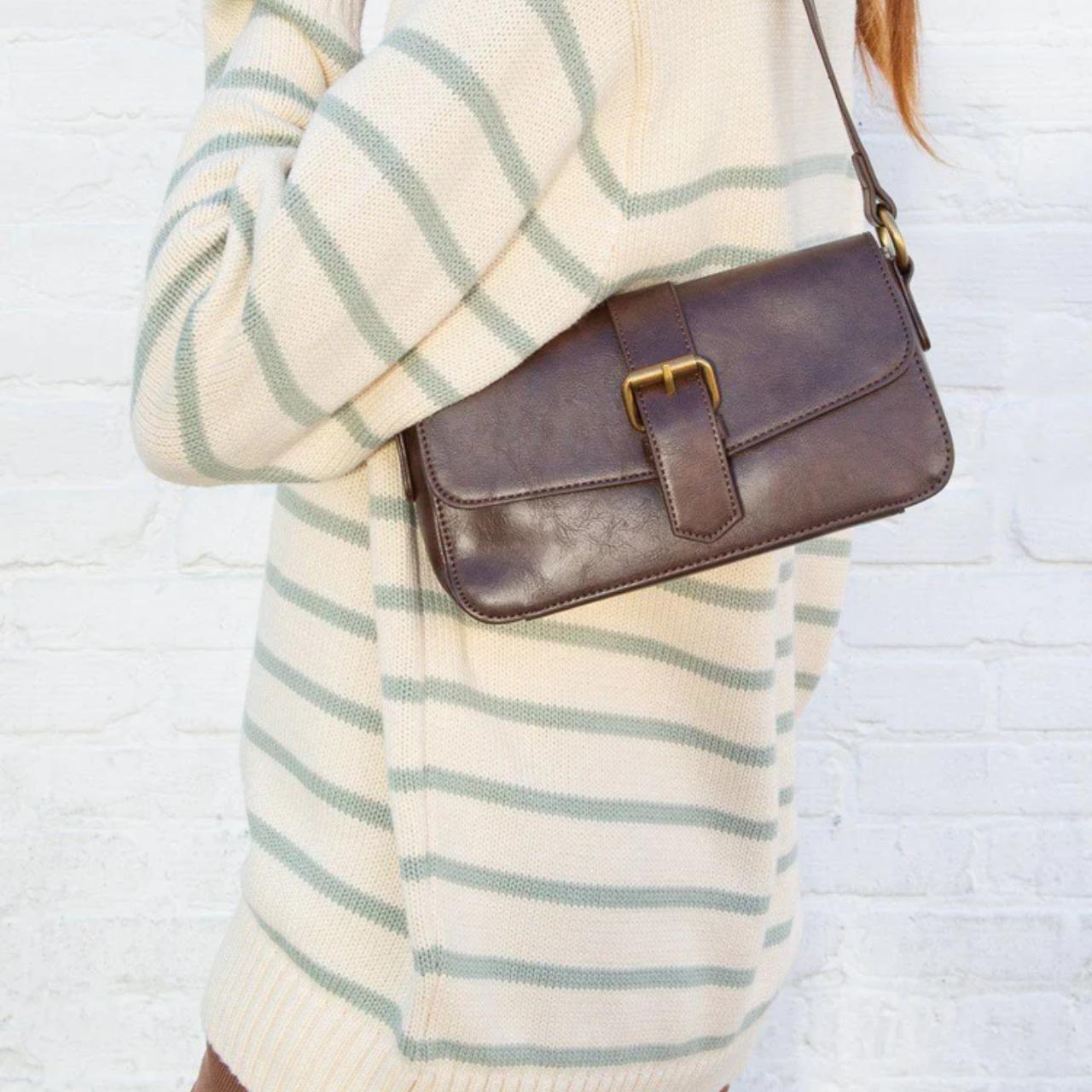 Brandy melville best sale black shoulder bag