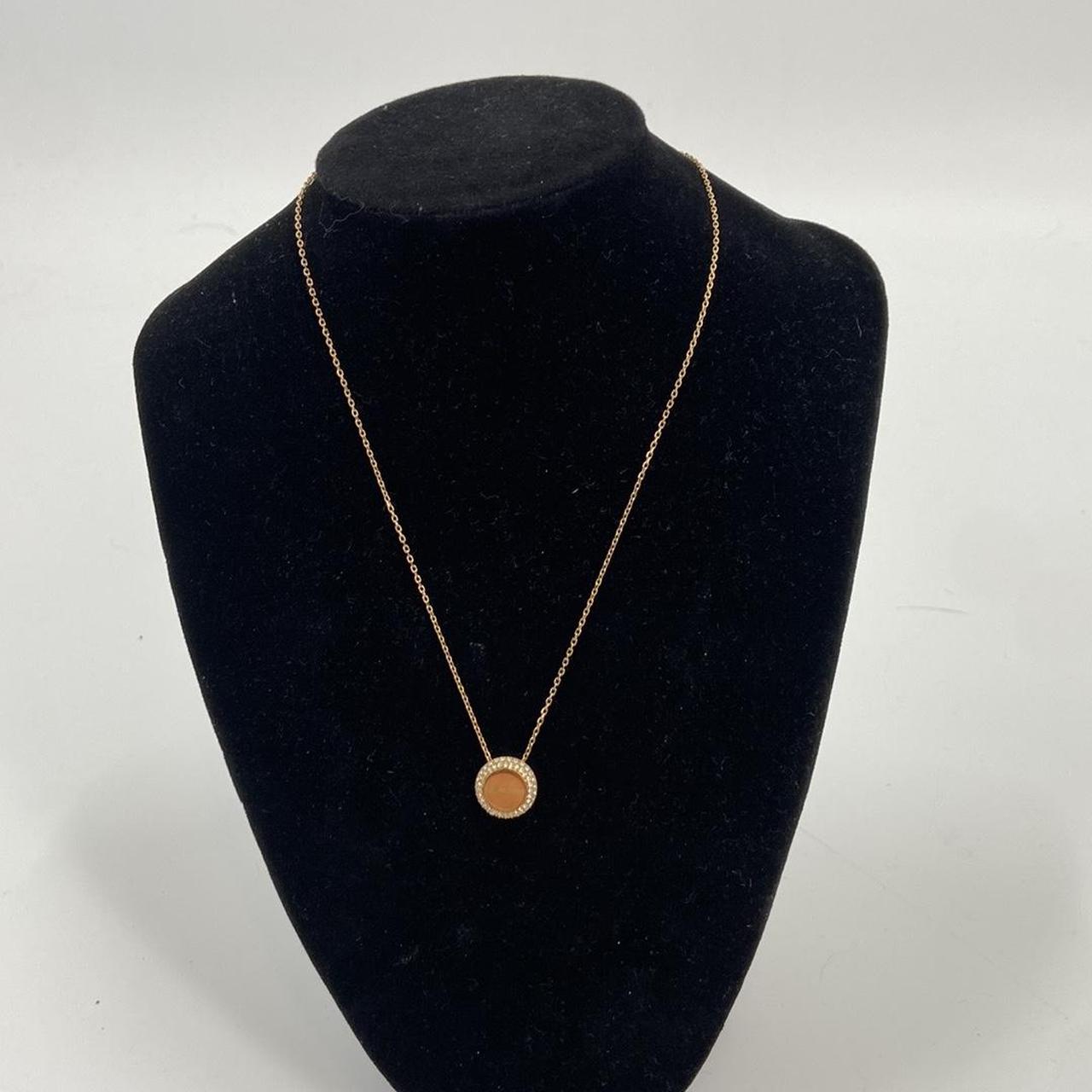 Michael kors deals gold disc necklace