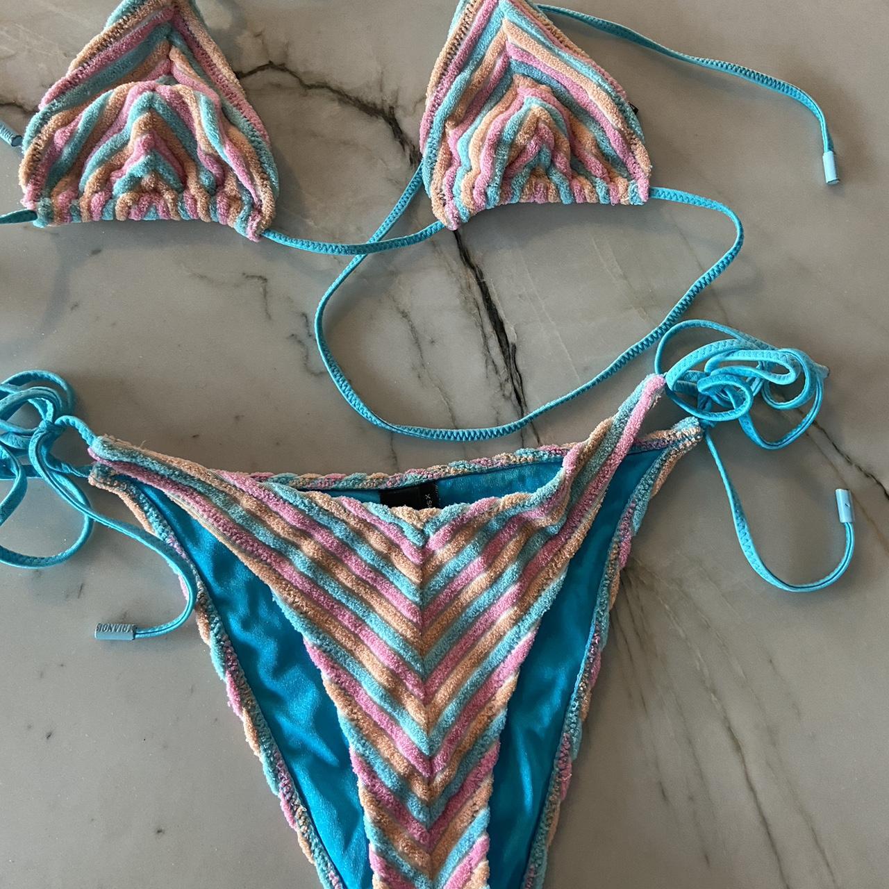 Triangl sherbet bikini Size Xs top and bottom Rpp:... - Depop