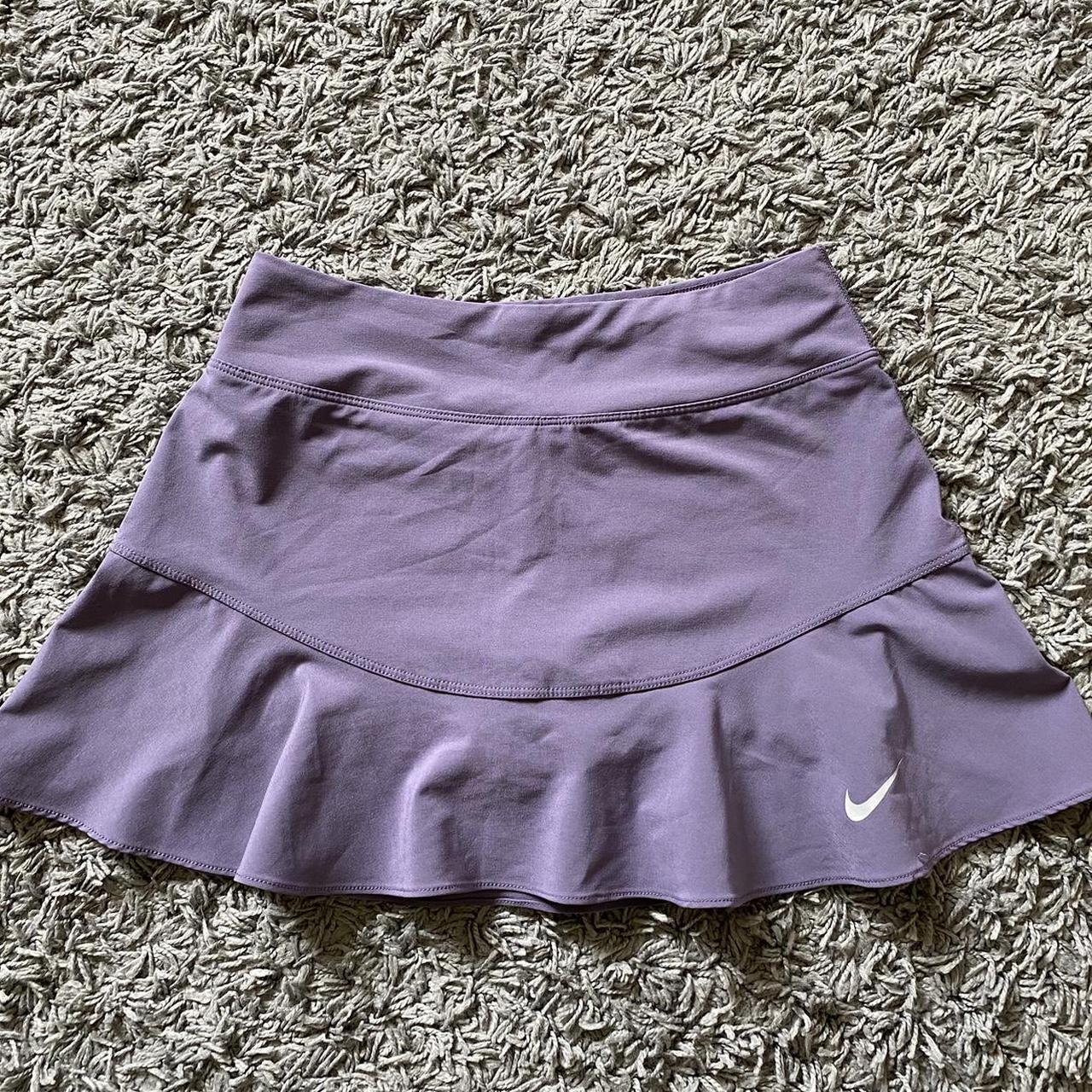 Nike xs purple tennis skirt 
⭐️super cute and girly...