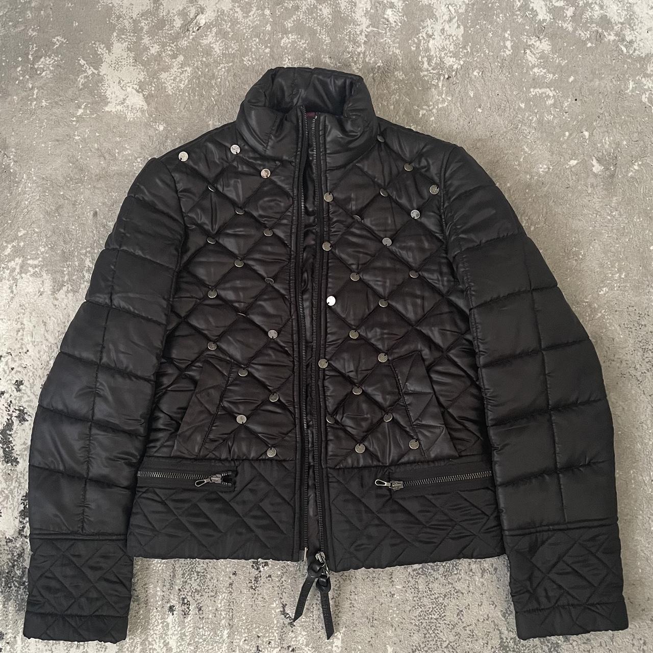 Burberry quilted outlet jacket sale queen