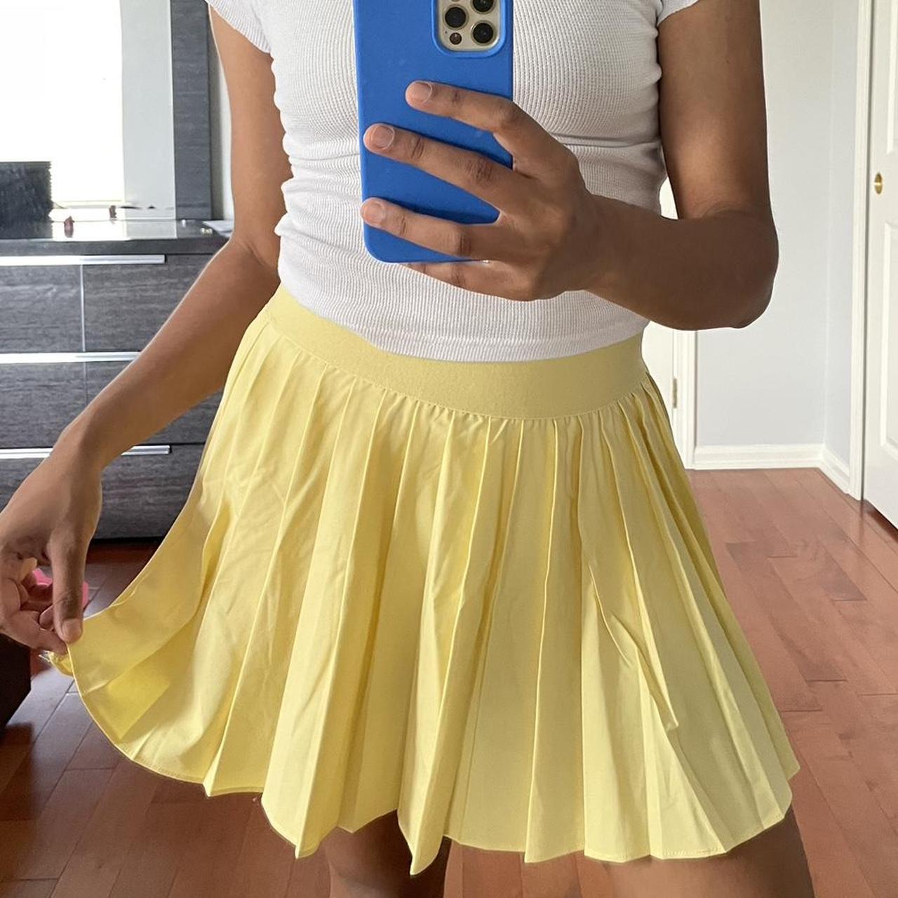 yellow pleated garage tennis skirt, -nwt, -dupe