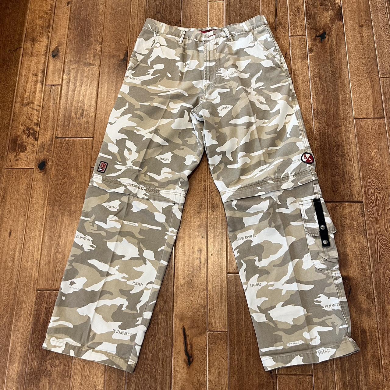 Tommy hilfiger store camo pants