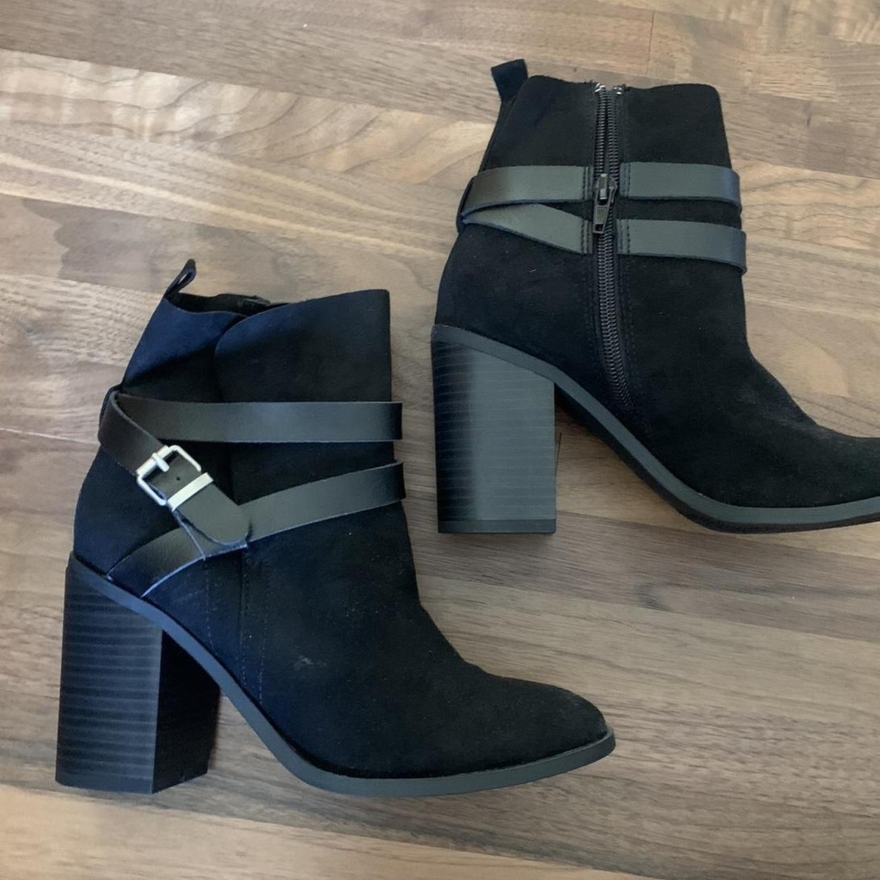 dolce vita suede booties