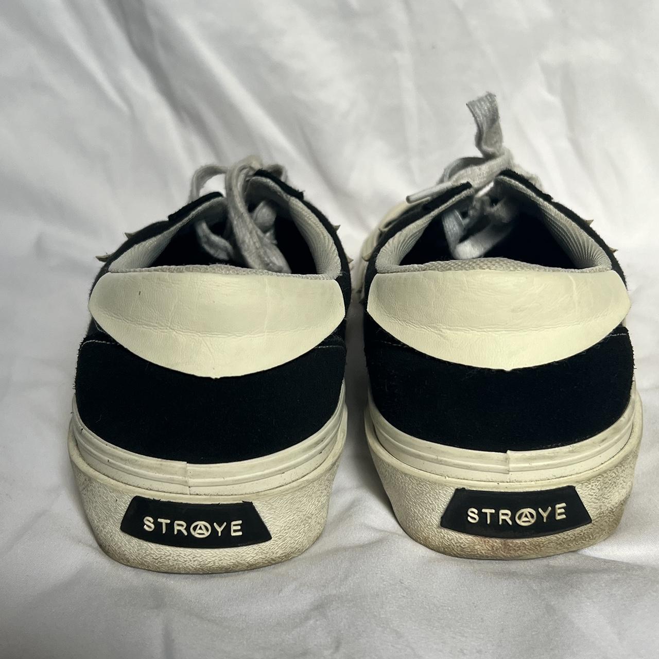 STRAYE Men's Black and White Trainers | Depop