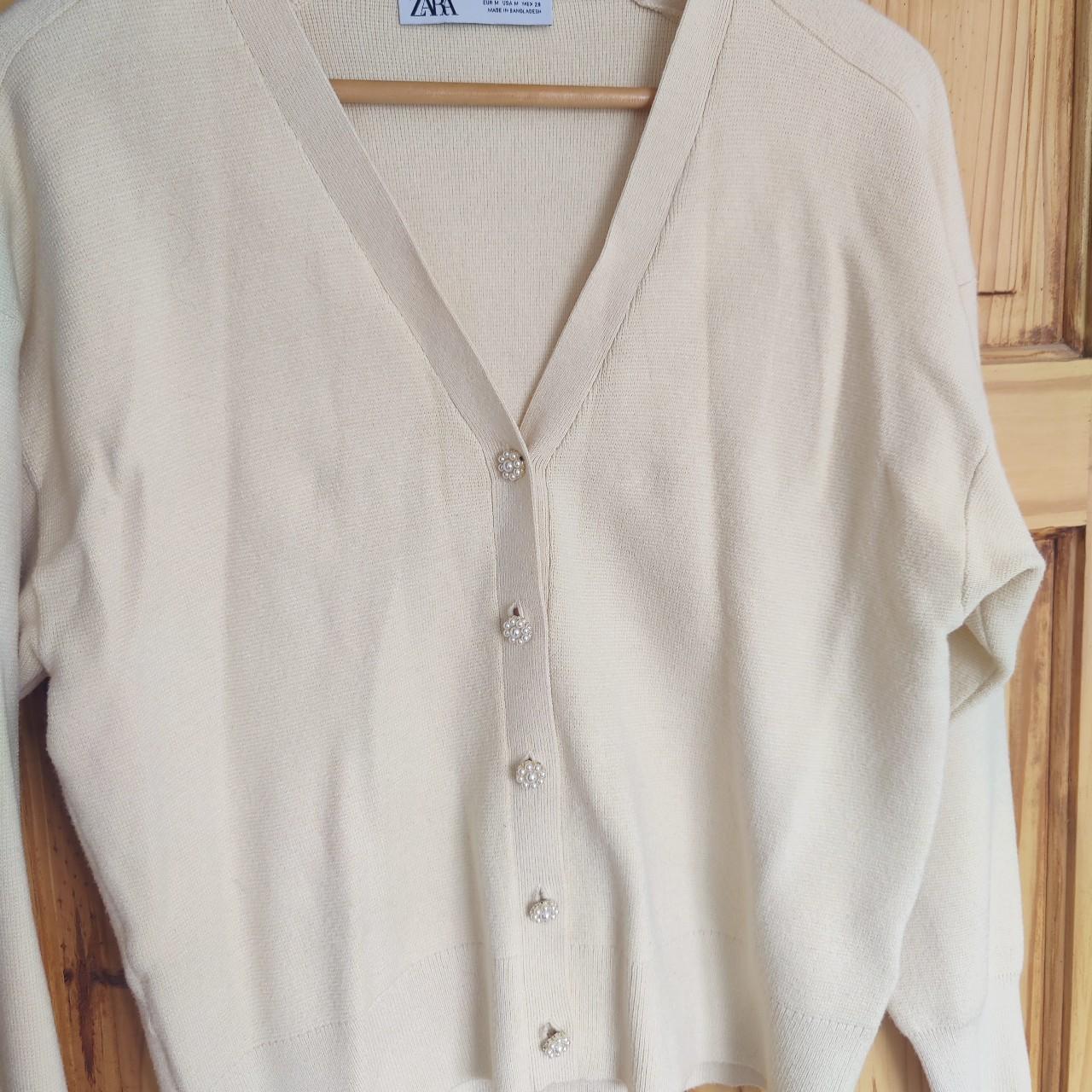 Pearl button hotsell cardigan zara