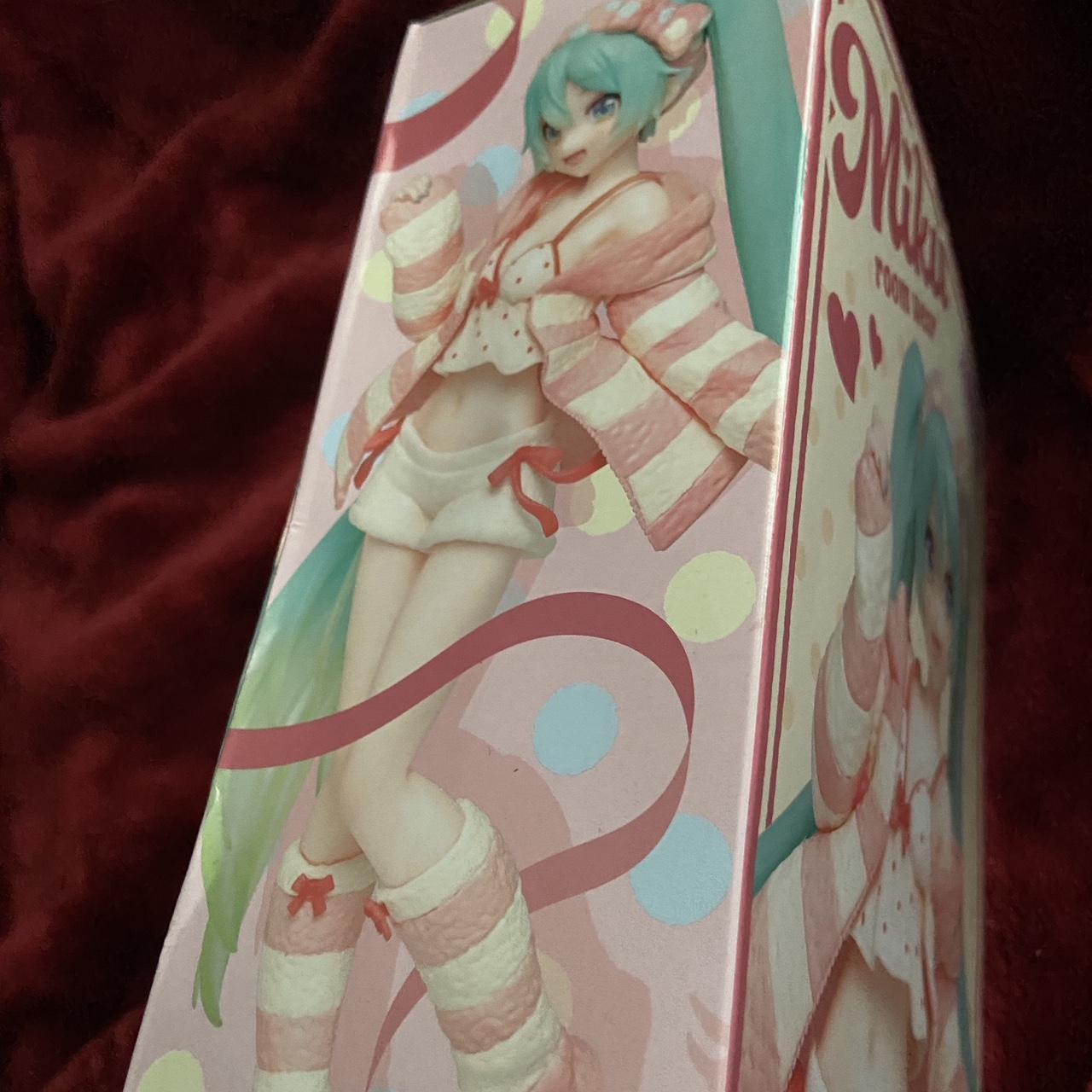 hatsune miku roomwear