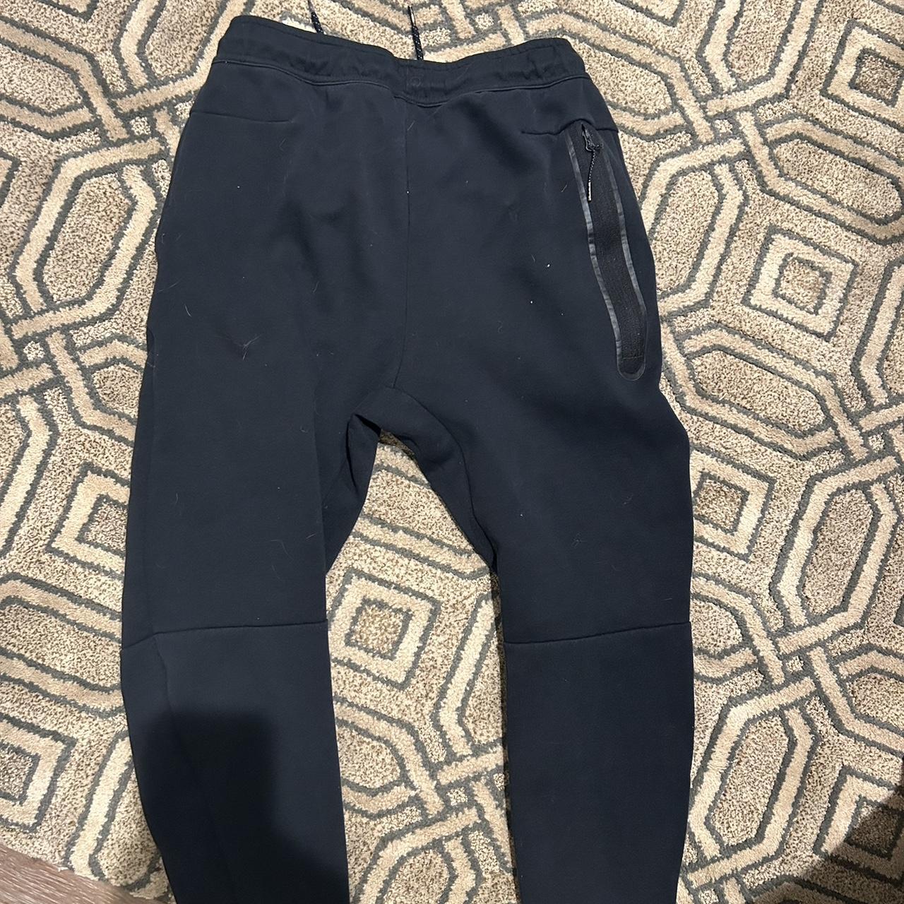 mens black nike bottoms