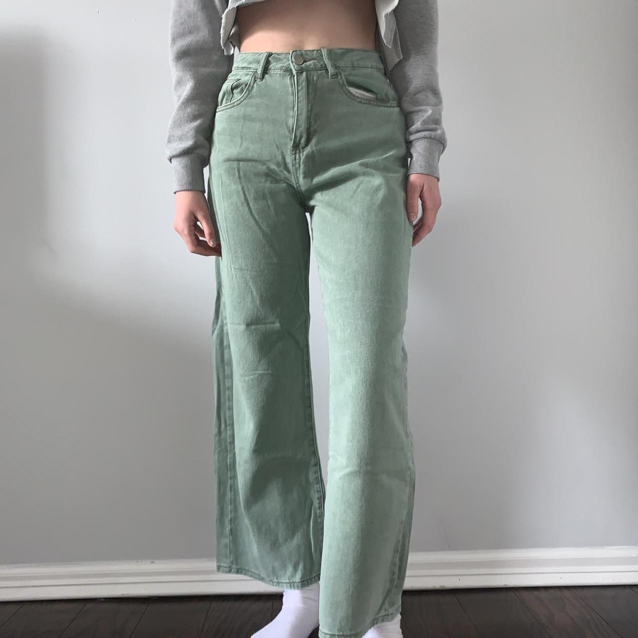 SHEIN Women's Green Jeans | Depop