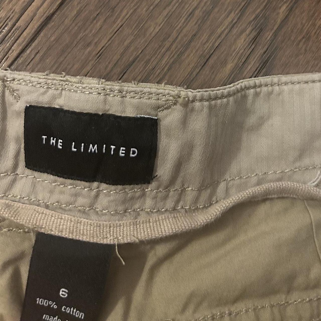 low/mid rise tan y2k cargo pants Brand is THE... - Depop