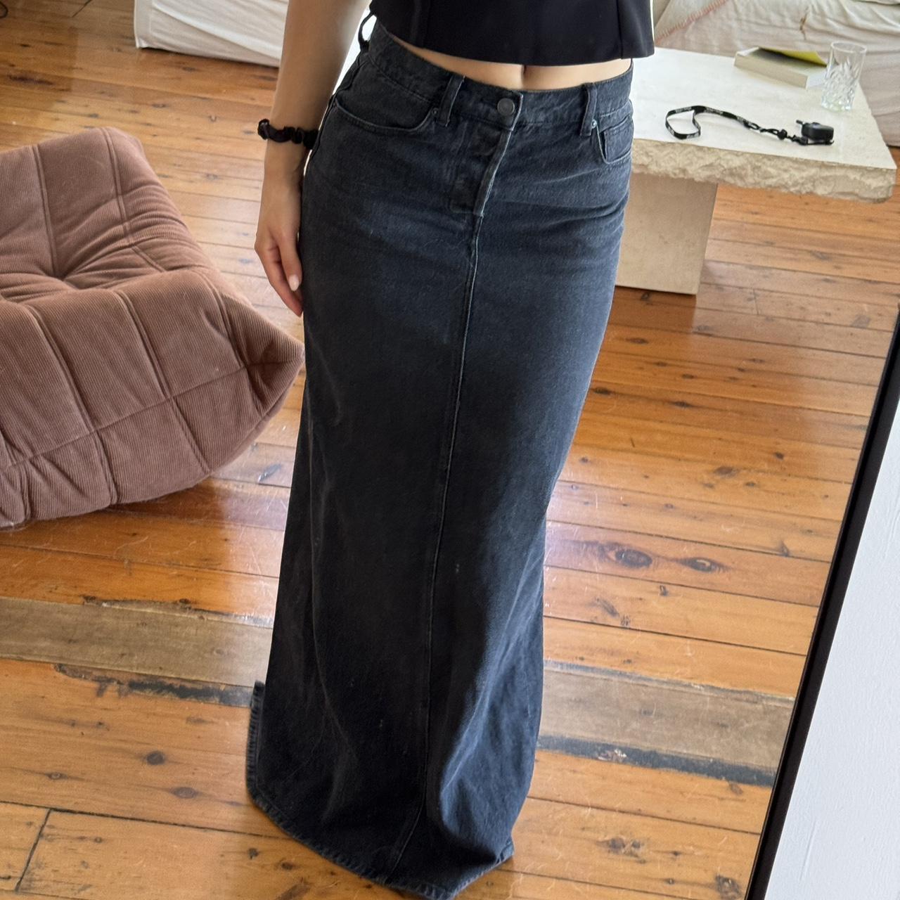 Henne black denim skirt Size 6 Depop