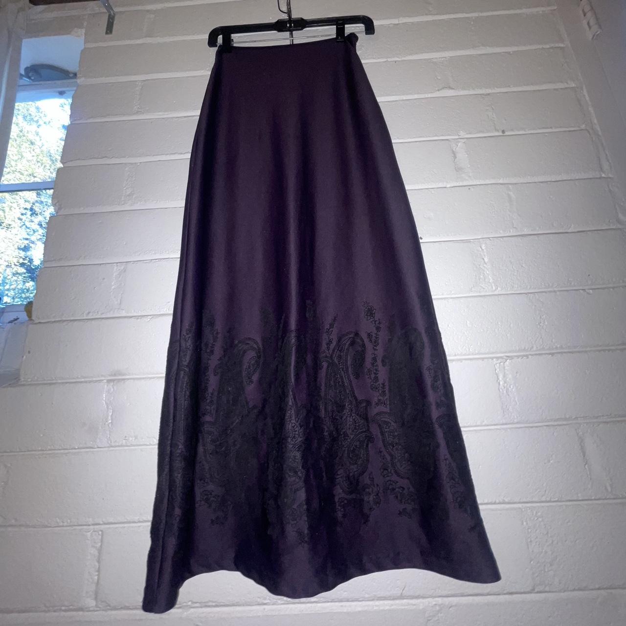 36” long Y2K skirt with a zipper on the hip - it has... - Depop