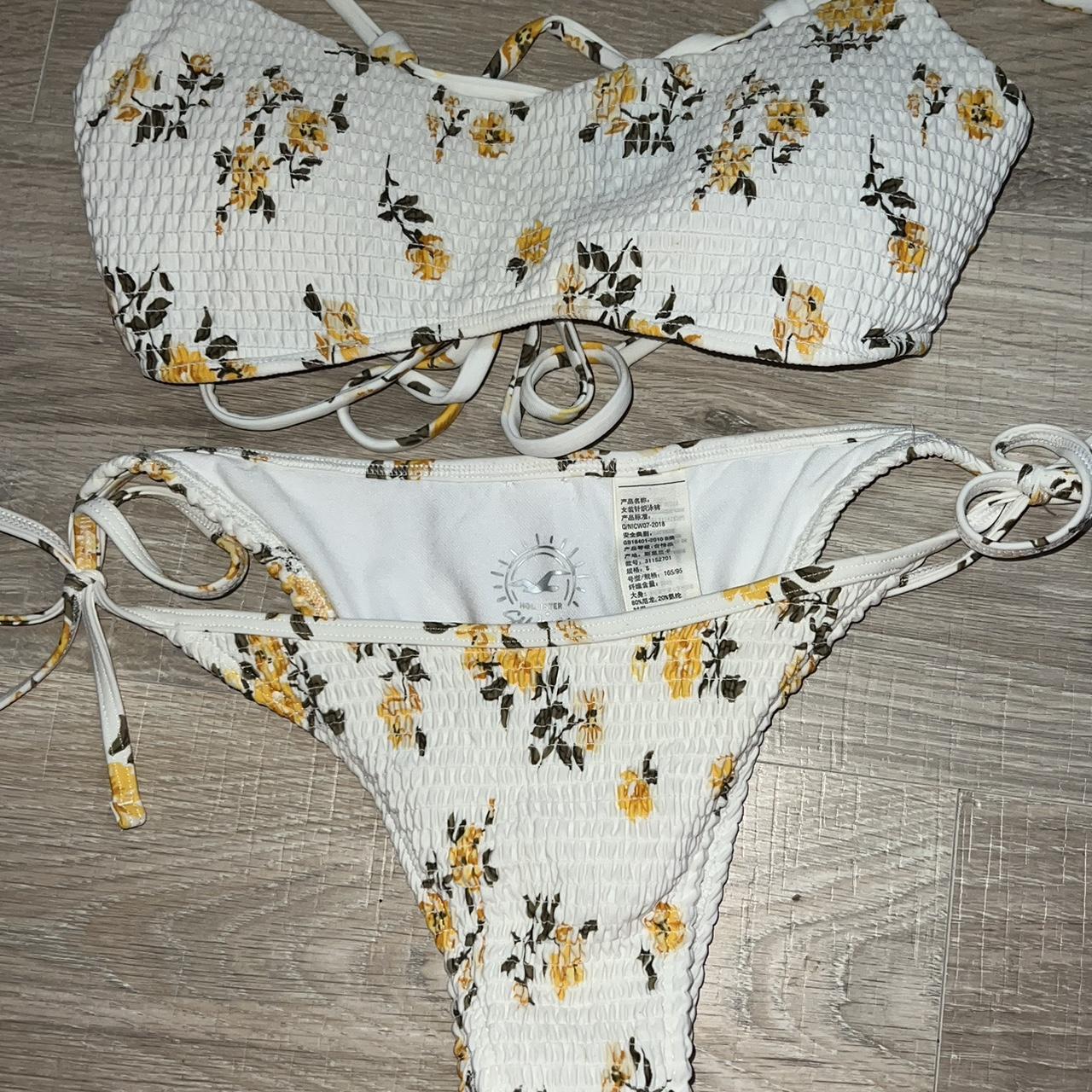 Hollister Bikini Set Small Top and Bottom Never worn Depop