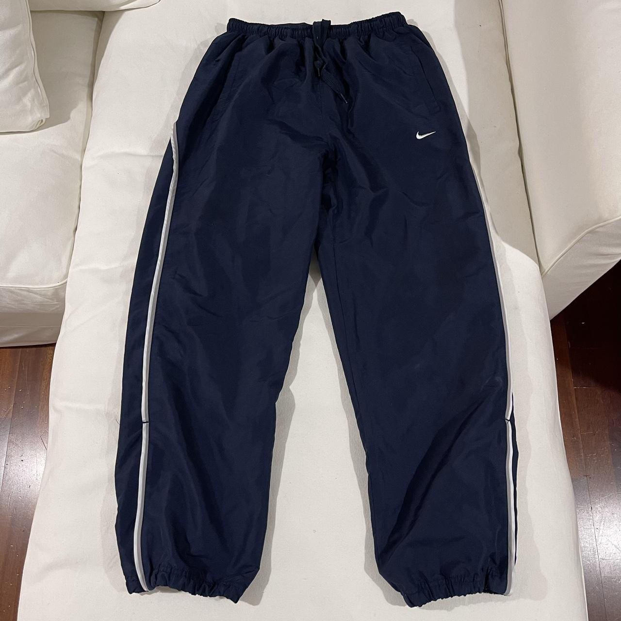 Nike Women's Navy Joggerstracksuits Depop