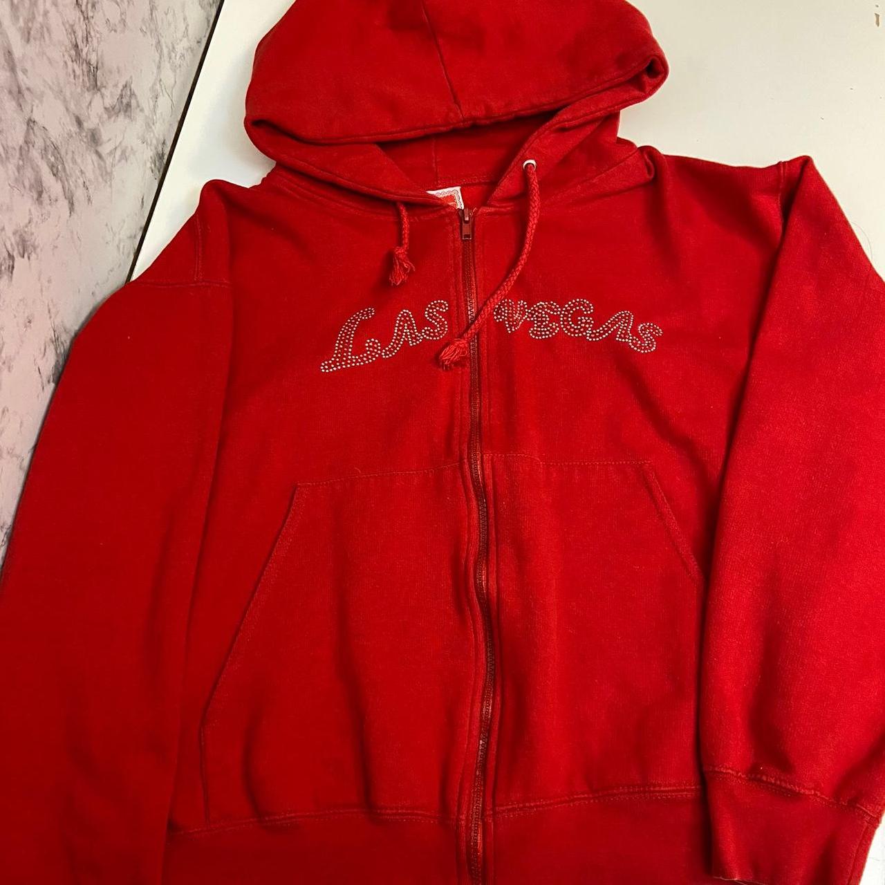 item listed by shopintheam