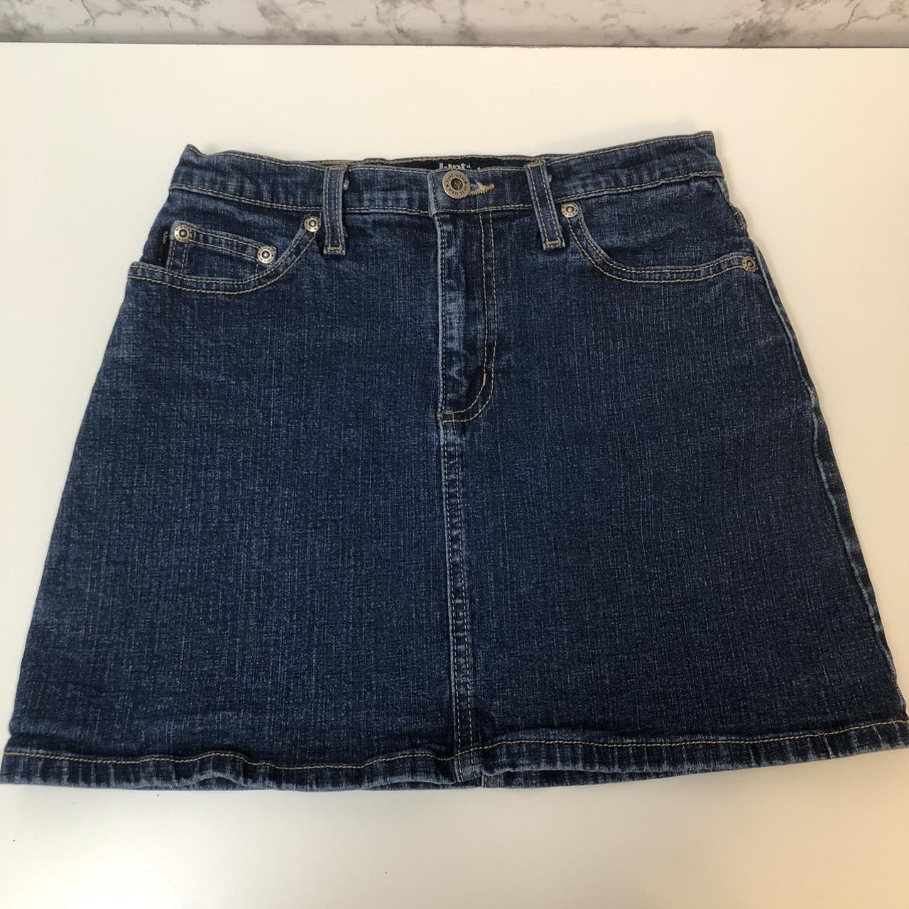item listed by shopintheam