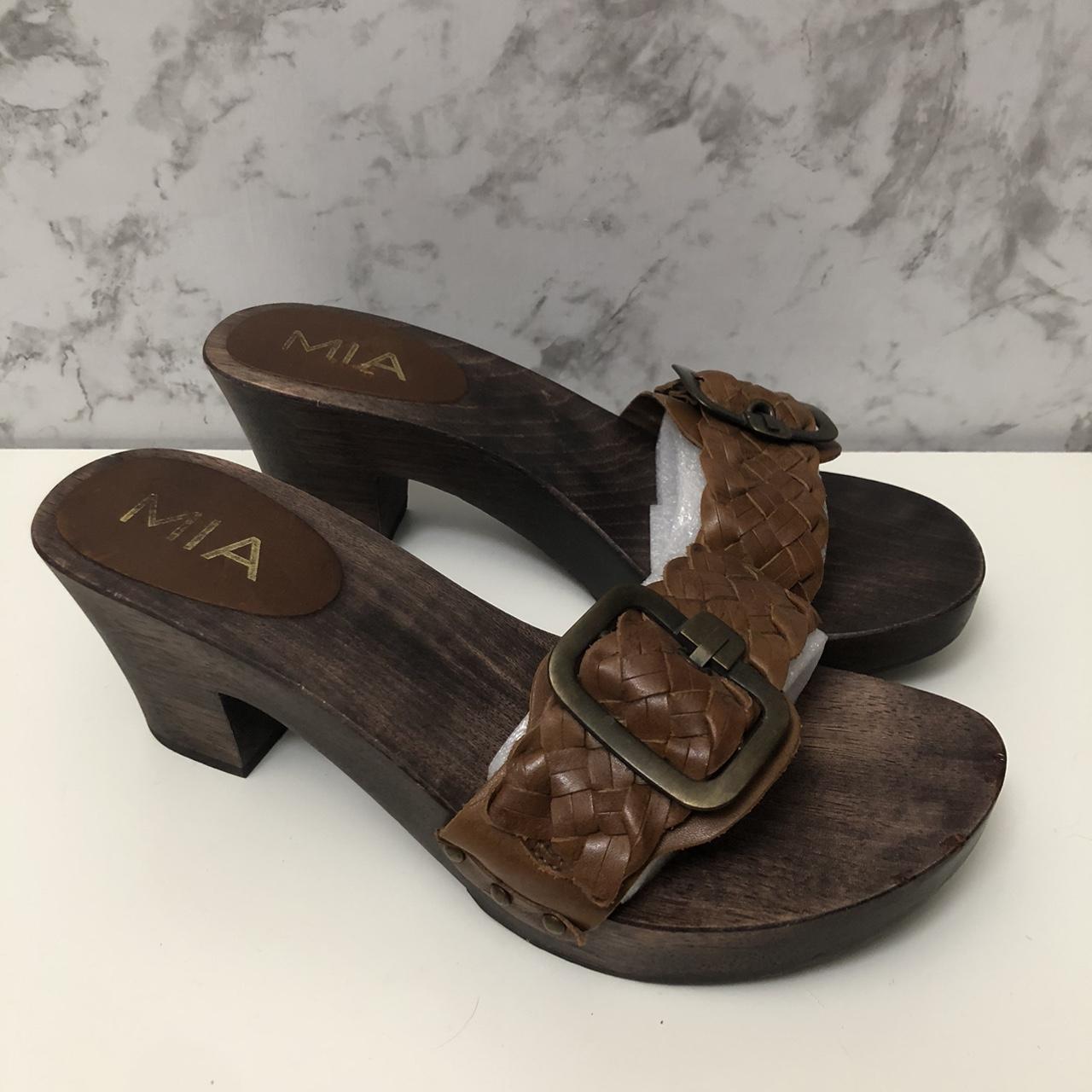 item listed by shopintheam