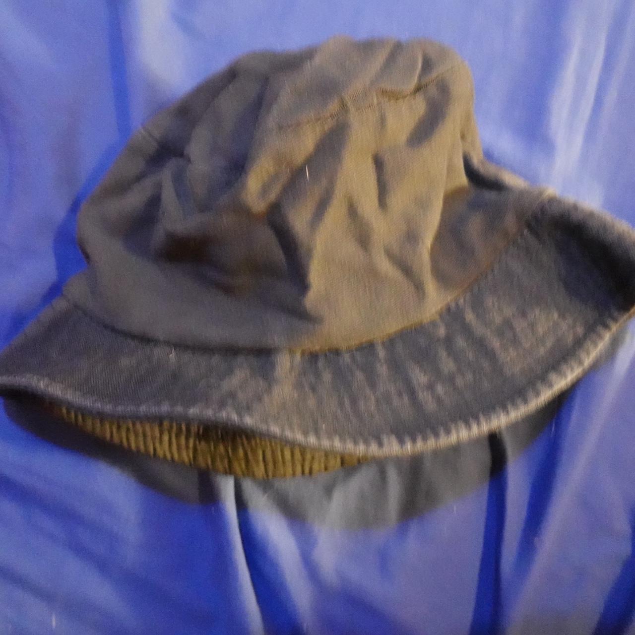 item listed by lamsondinh