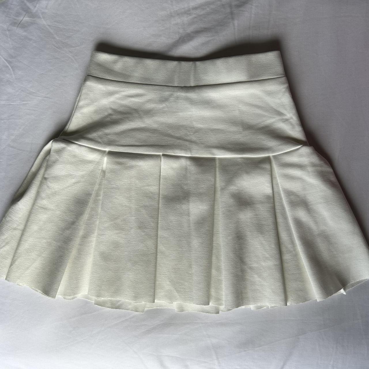 Princess Polly Women's White Skirt | Depop