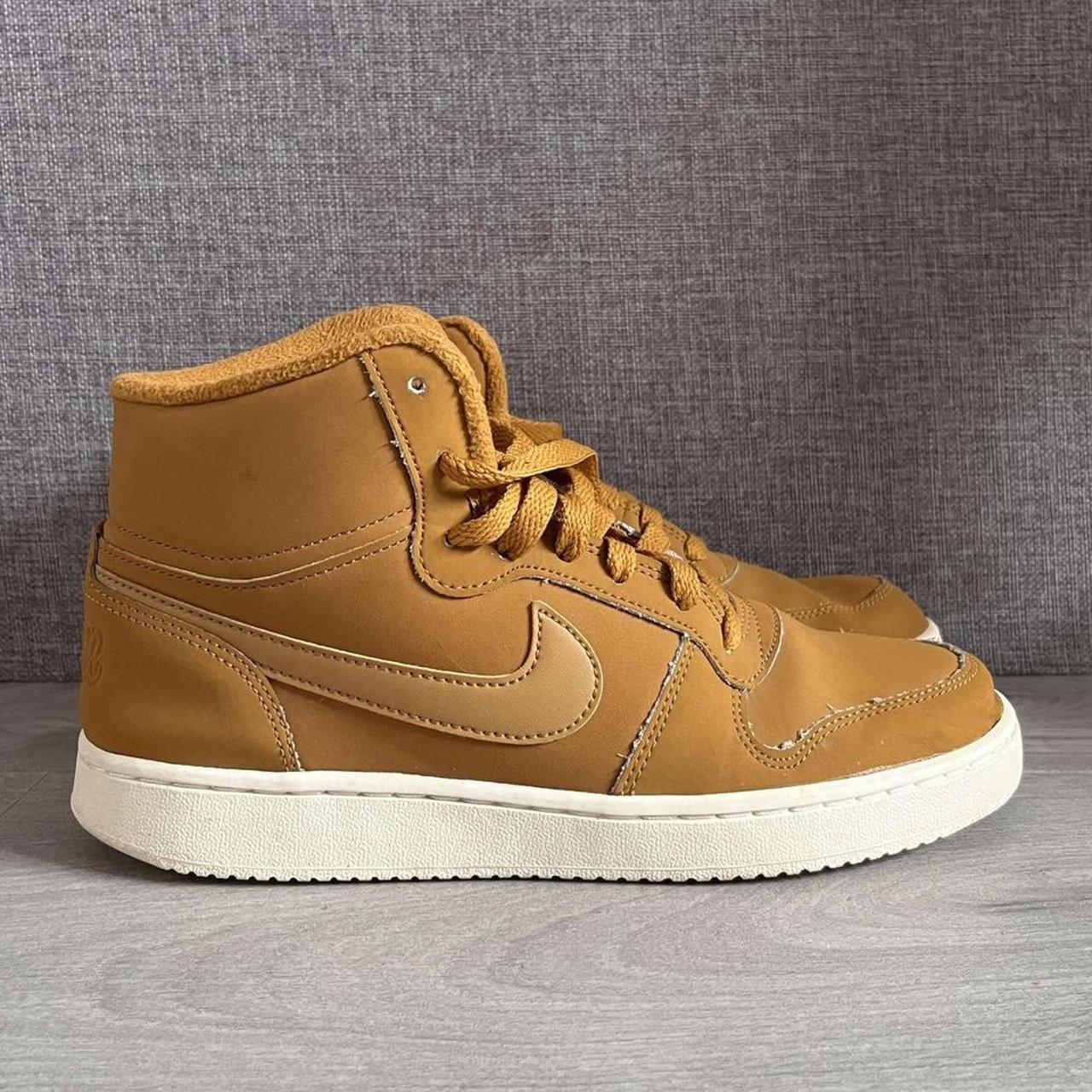 mens nike brown trainers