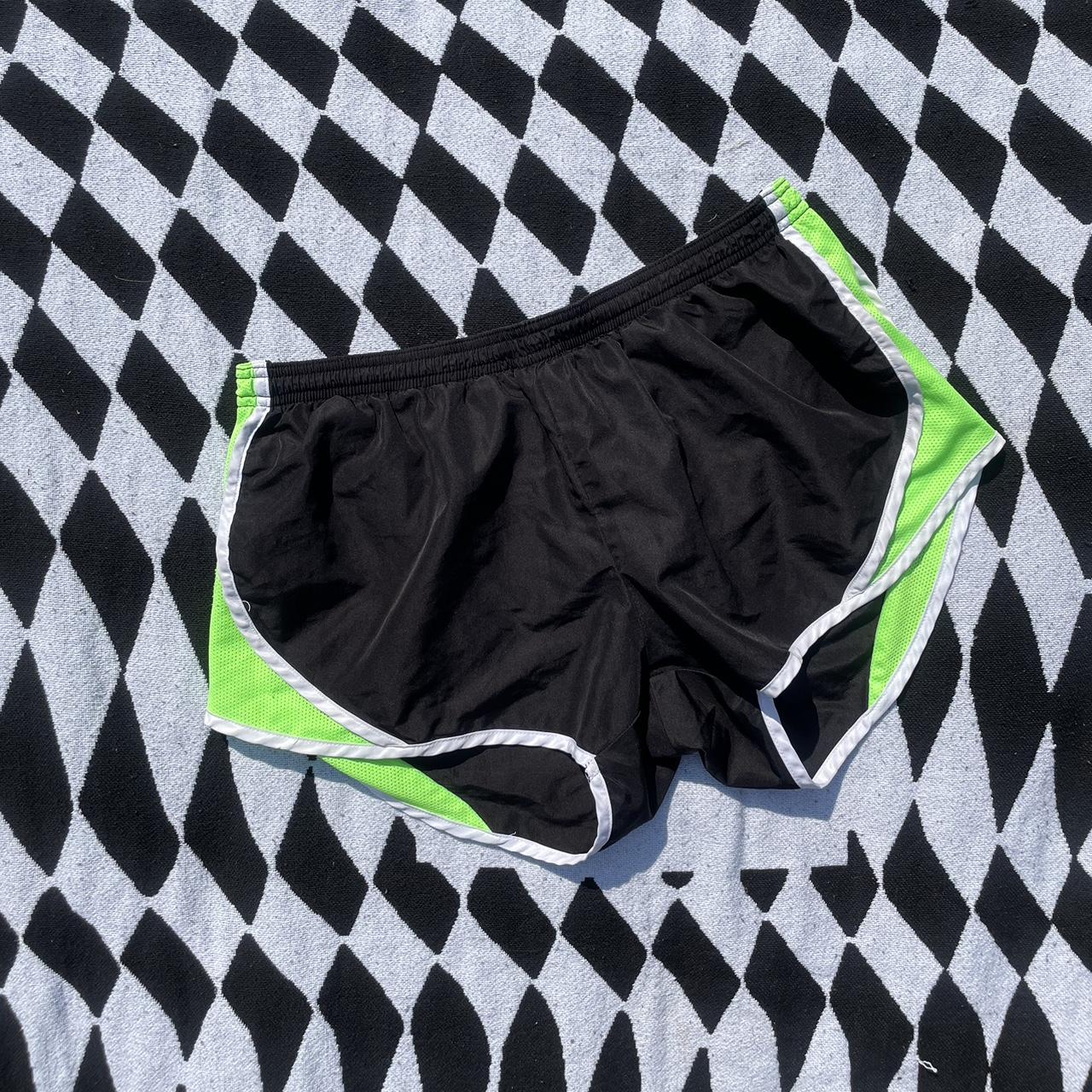 CLASSIC SOFFE SHORTS, neon green and black
