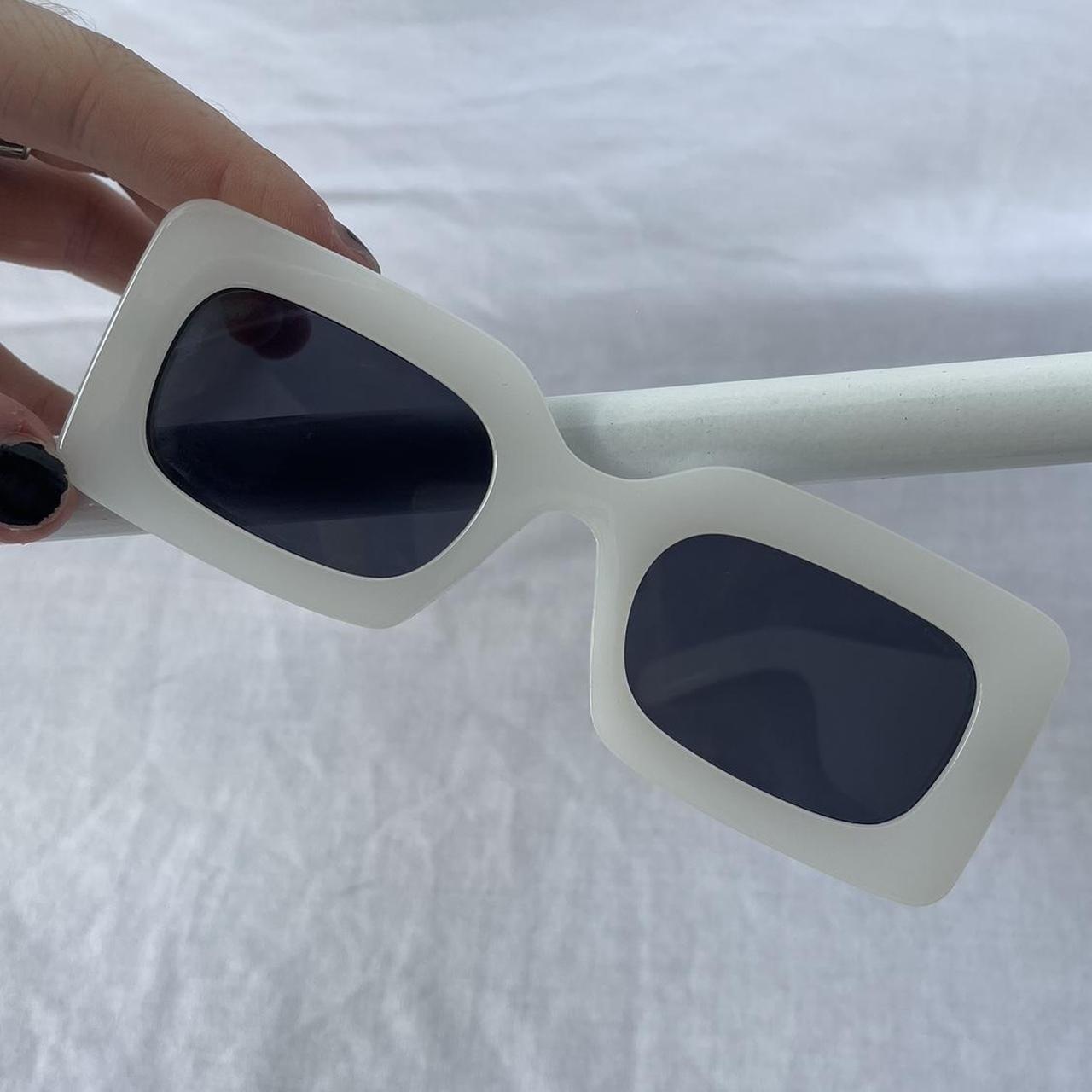 Women's Black And White Sunglasses 