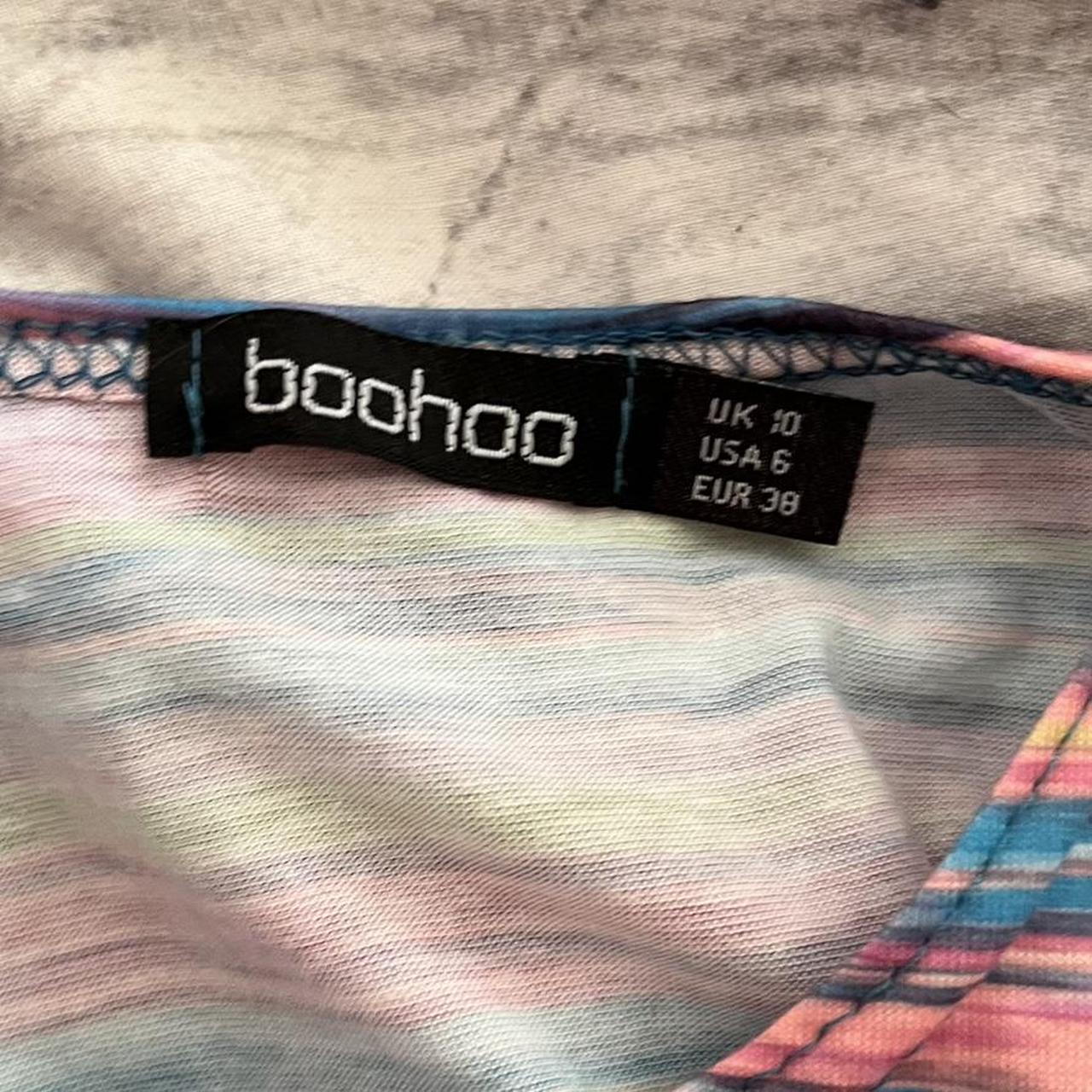 Boohoo Women's Crop-top | Depop