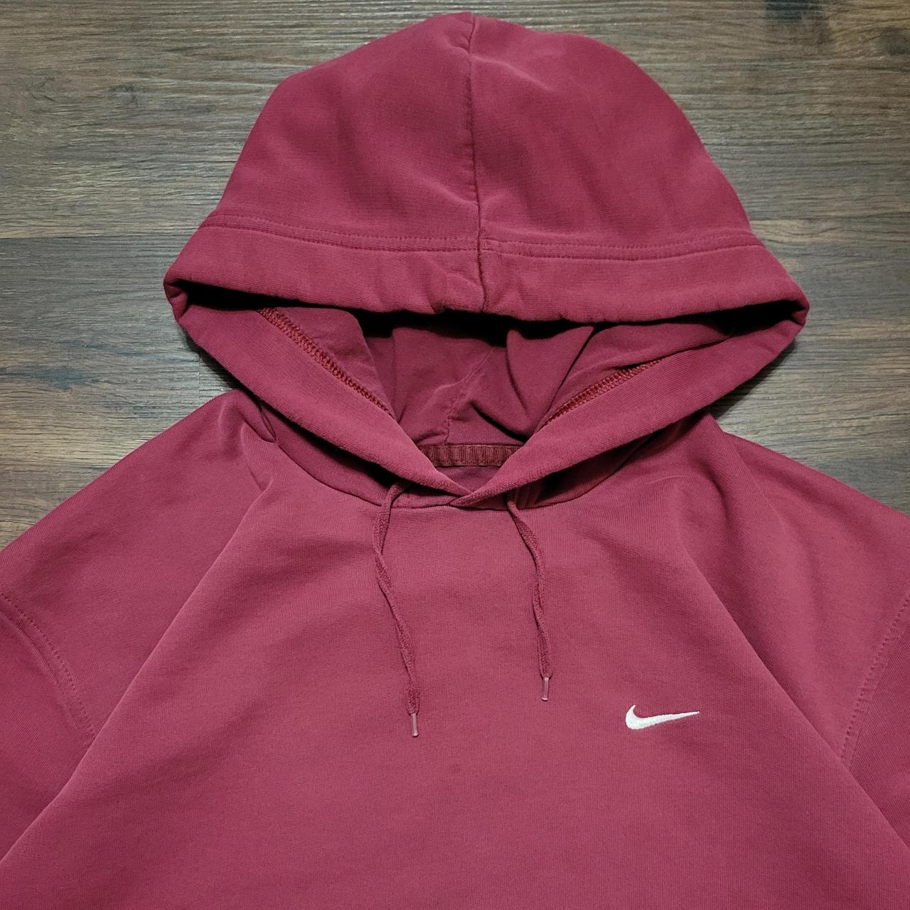 Nike Men's M VINTAGE Y2K orders 2000s Grey Tag Tonal Logo Burgundy Hoodie