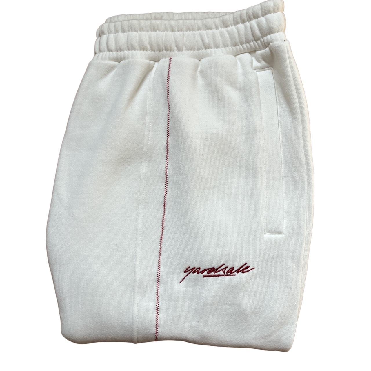 パンツ Yardsale Tijuana Sweat Shorts(White/Red) Yardsale Tijuana Sweat Shorts - White, Red | Depop