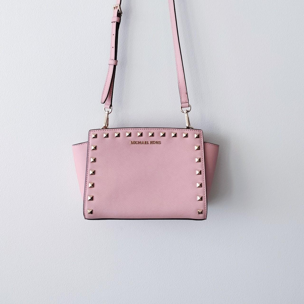 Michael outlet kors Selma studded satchel pink and gold