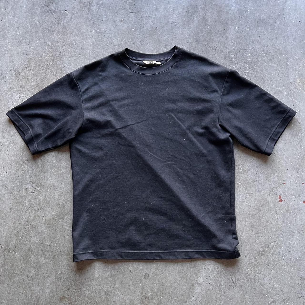 Black Uniqlo u airism t shirt size medium - Depop