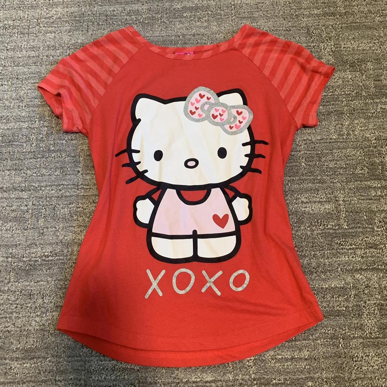 Hello Kitty Women's Red T-shirt | Depop