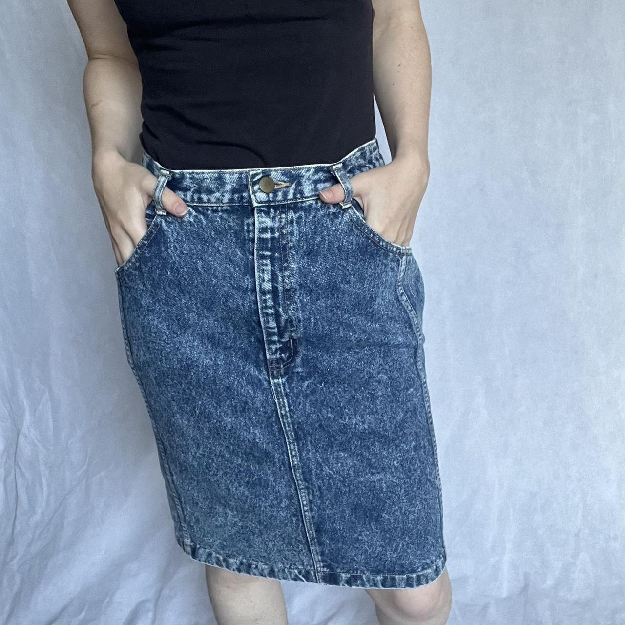 1980s Vintage Denim Skirt 80s denim skirt from Hit