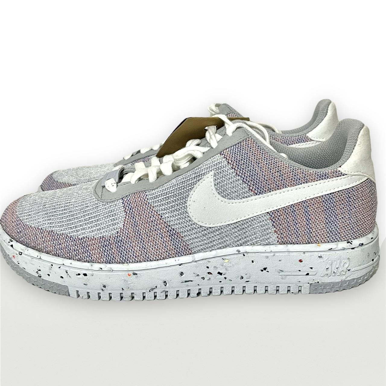 nike airforce 1 crater flyknit trainers in grey