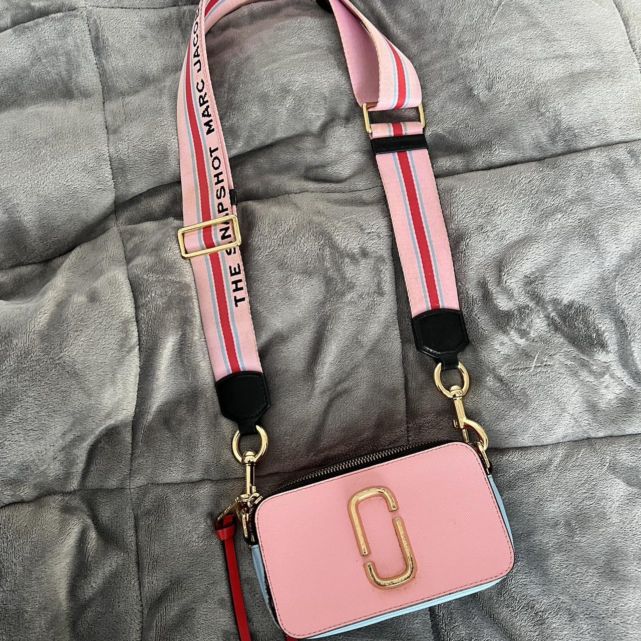 Marc Jacobs the snapshot bag. Very obvious signs of... - Depop
