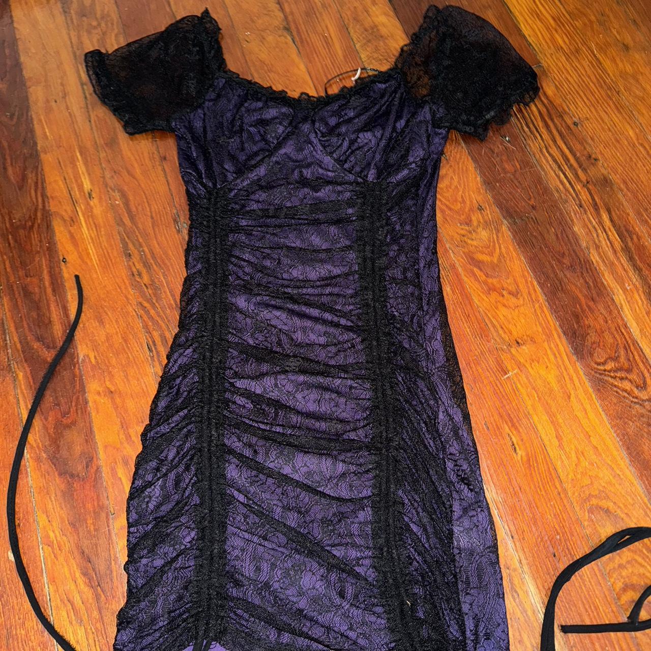 item listed by annaawesomeshop