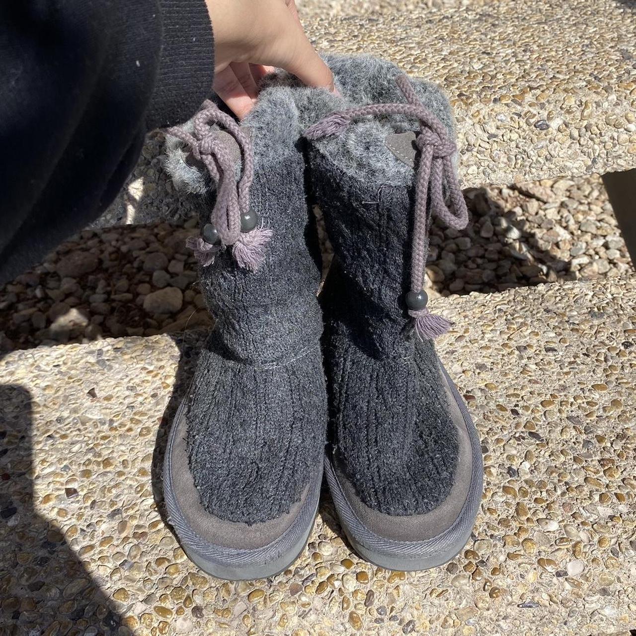 Skechers grey store boots