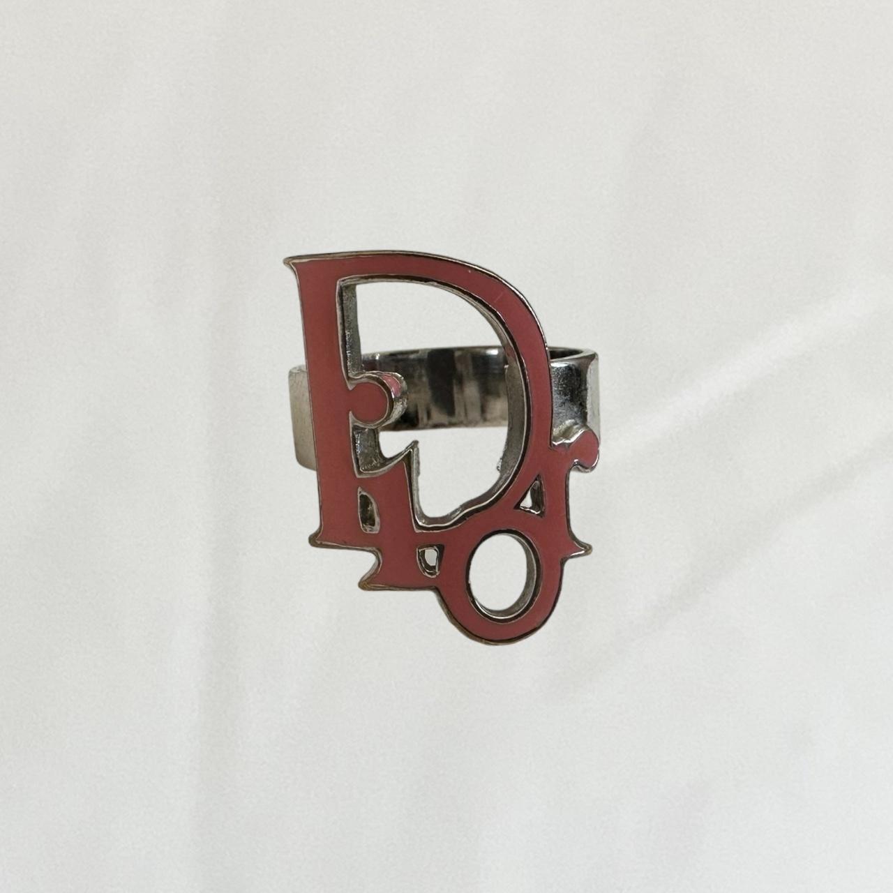 item listed by vivalstudios