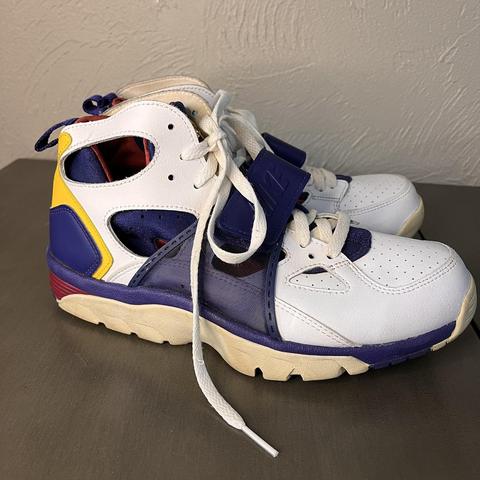 Air trainer huarache cheap white regency purple amarillo