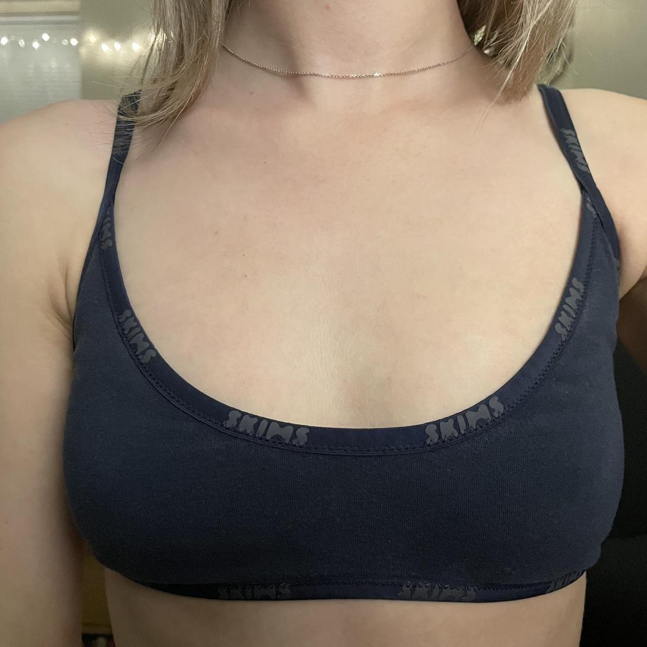 skims scoop bralette size 2x but could also fit an - Depop