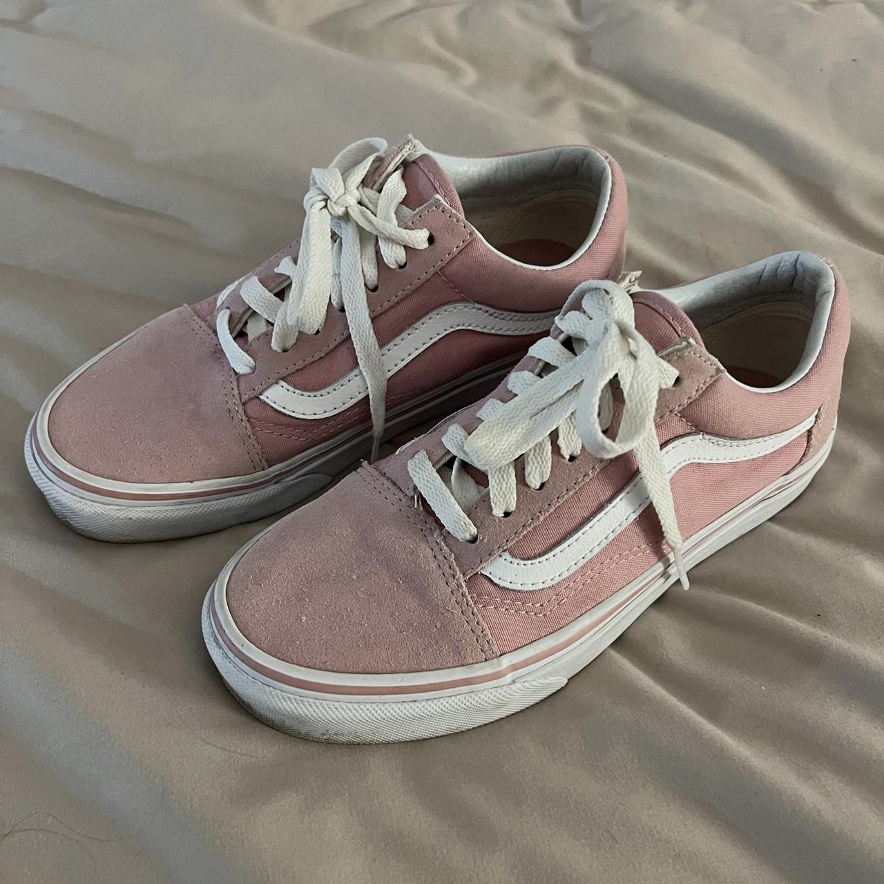 Dirty store pink vans