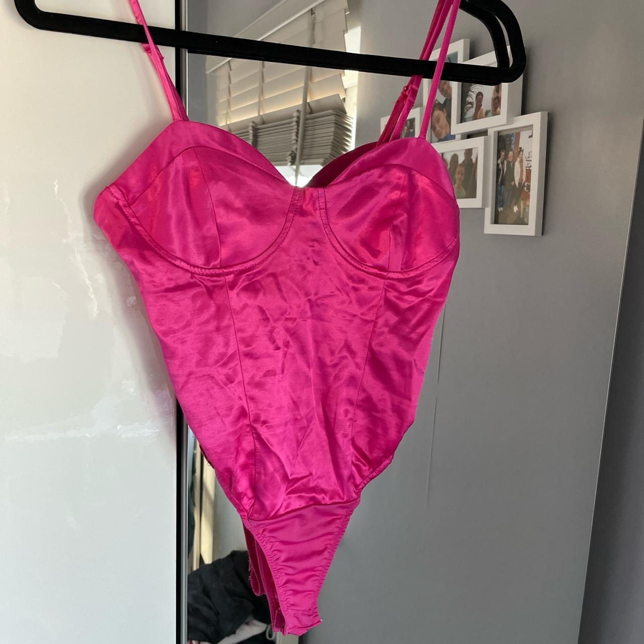 Pink bodysuit Going out🥂 Never worn Size 6 Zip... - Depop