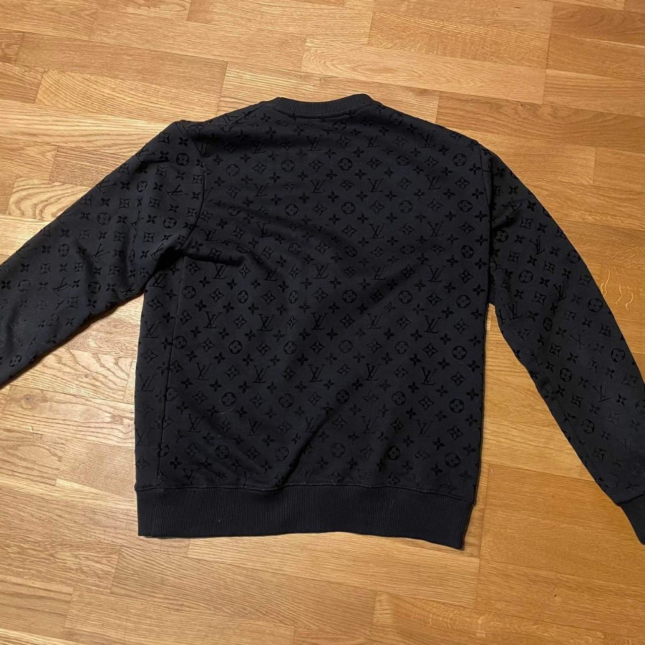 Louis Vuitton Men's Black Jumper Depop