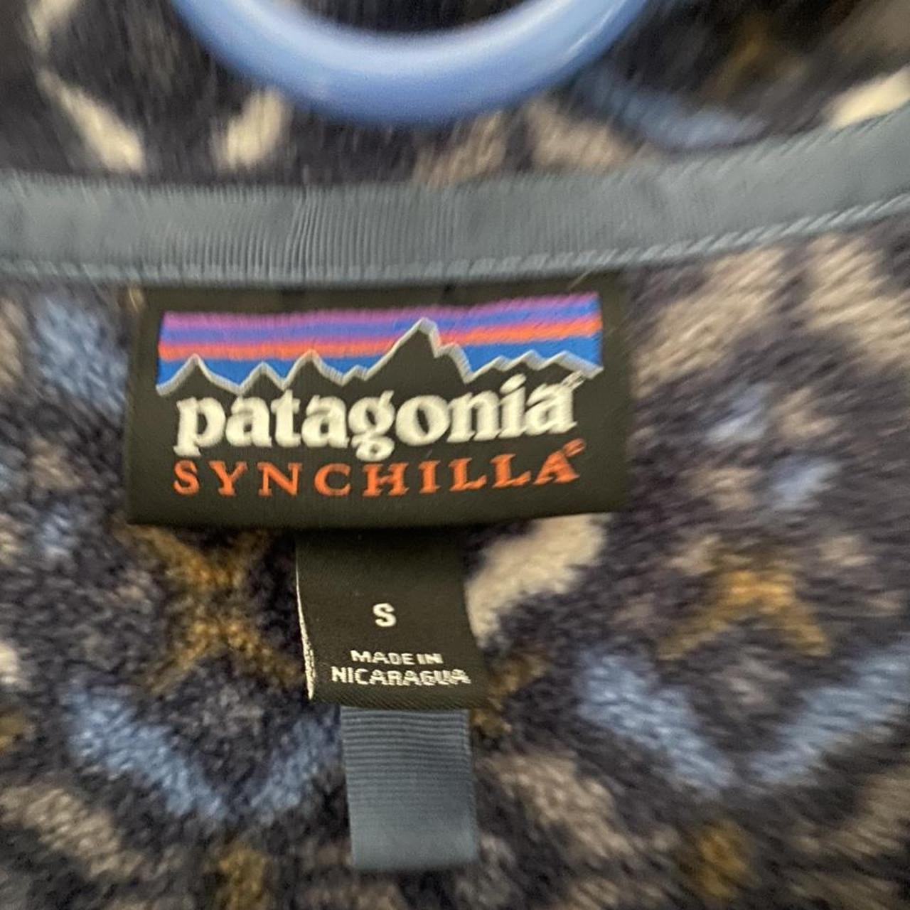 Patagonia synchilla fleece—cool design, very... - Depop