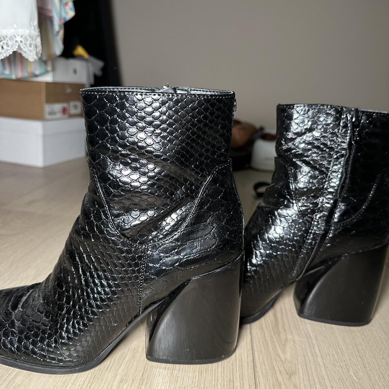 Circus by sam on sale edelman snakeskin booties