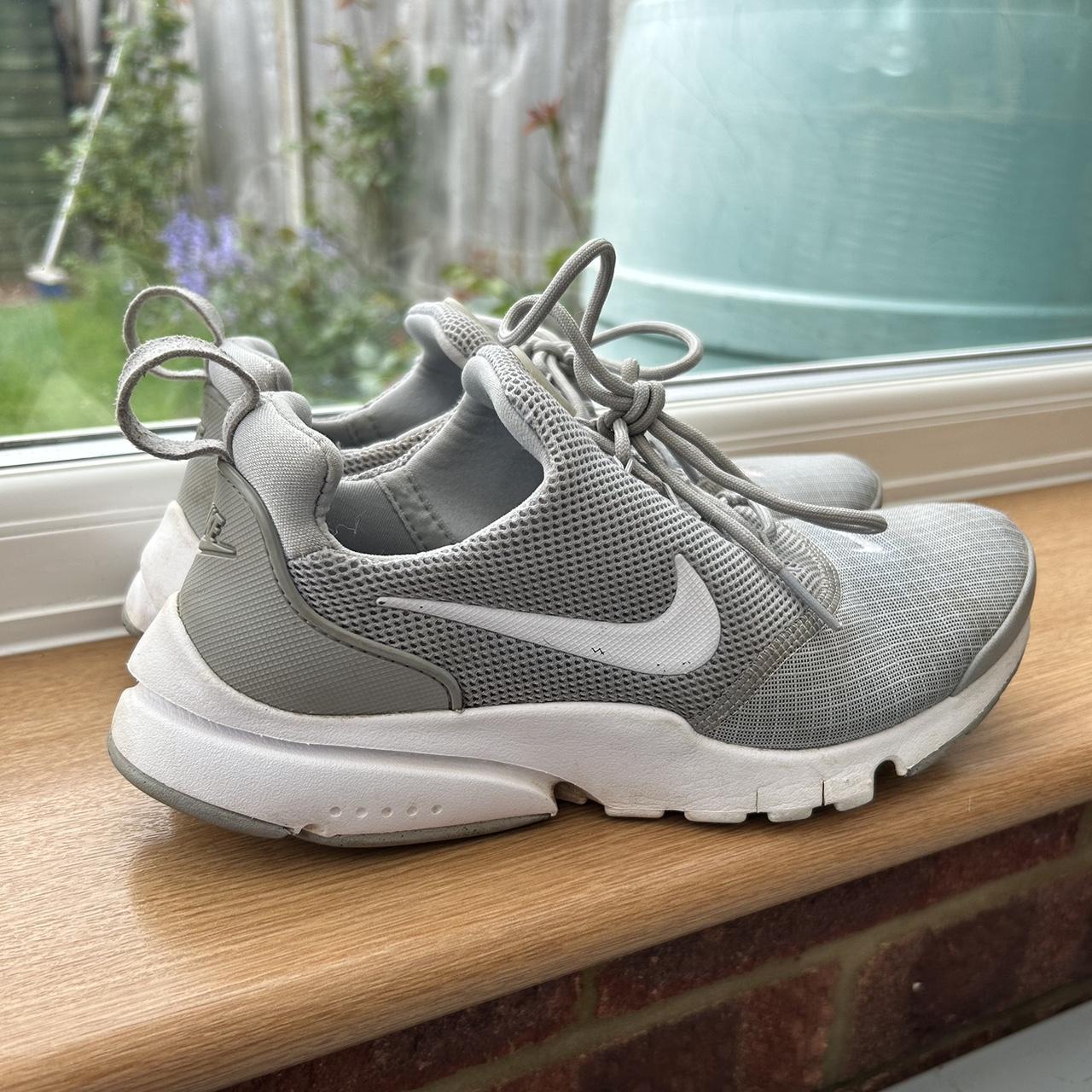 Nike trainers 5.5 online