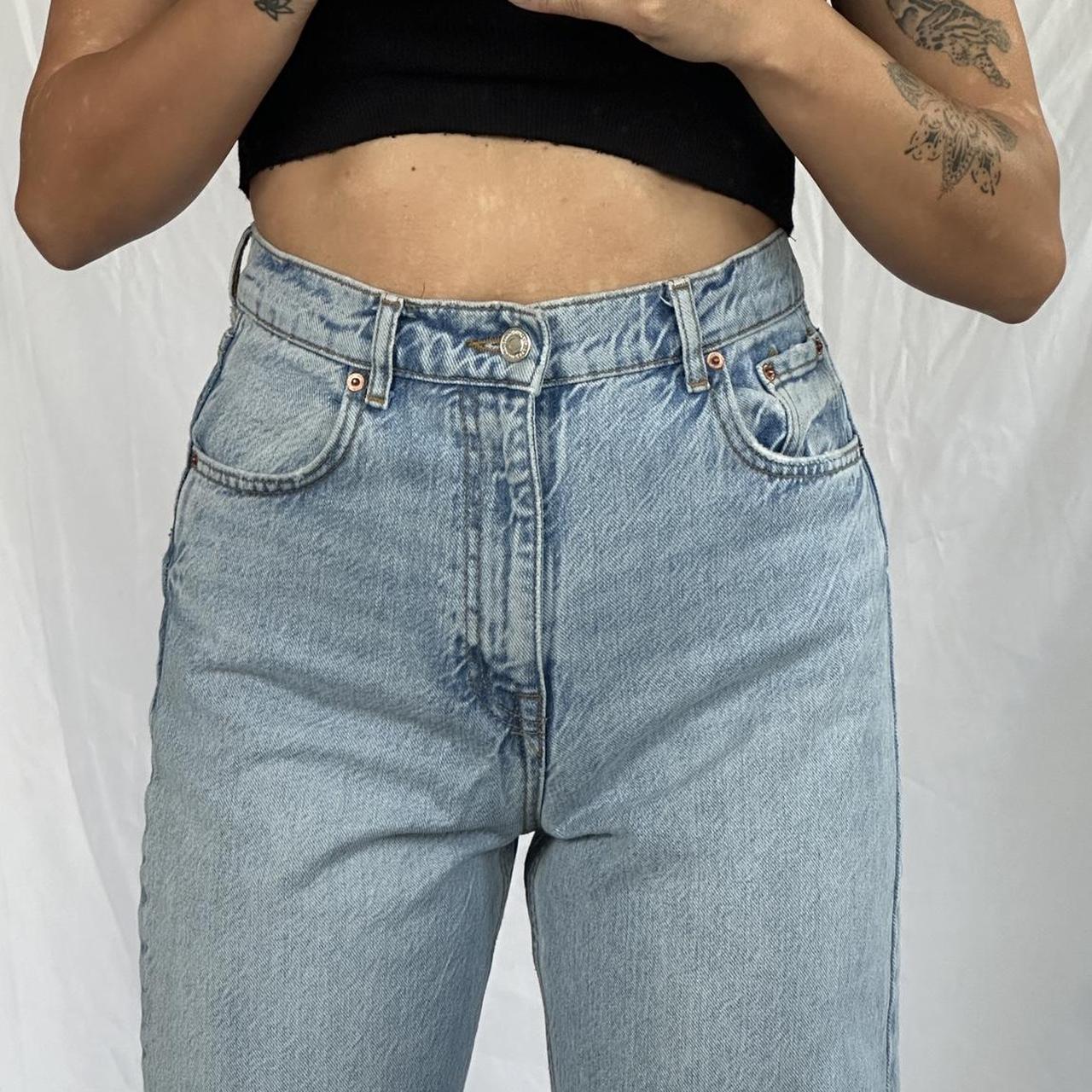 Zara 90’s Full Length Jeans Size 6 but fits more... Depop